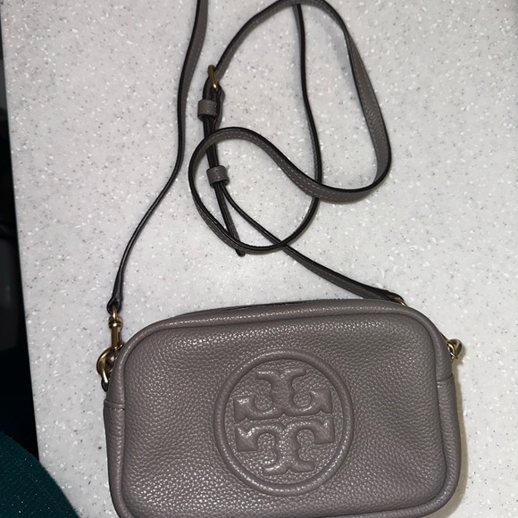 Tory Burch Gray Crossbody Bag - Picture 5 of 6